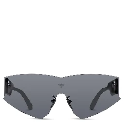 نظارات شمسية سوداء لإخفاء الوجه