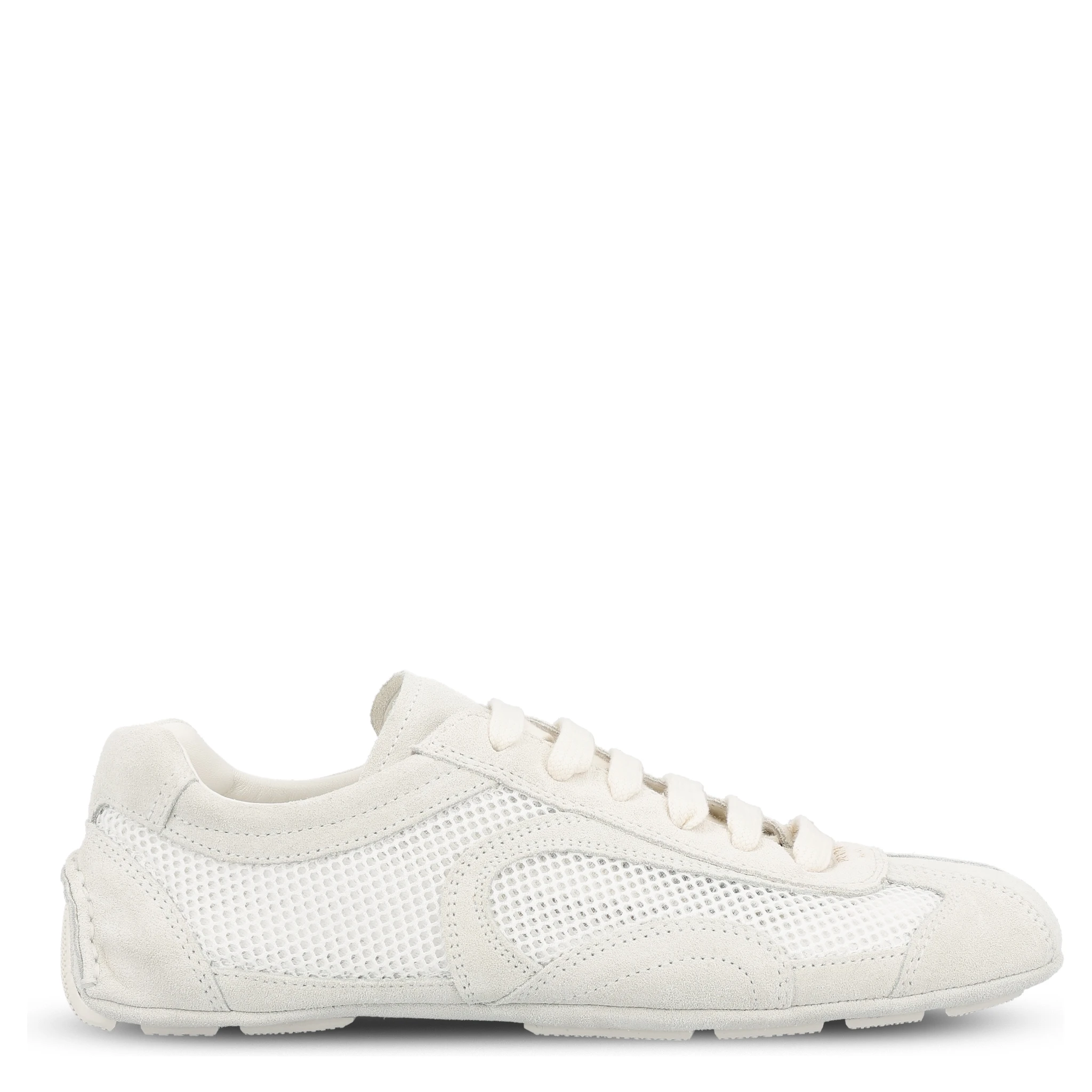 حذاء رياضي أبيض من برادا