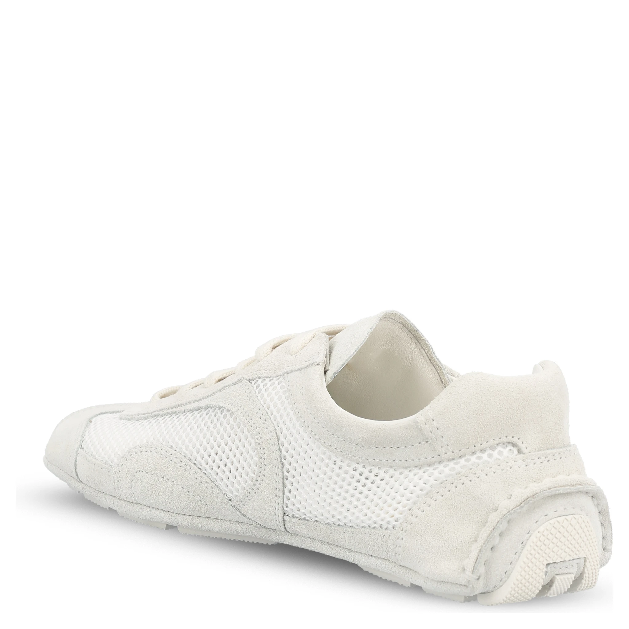 حذاء رياضي أبيض من برادا