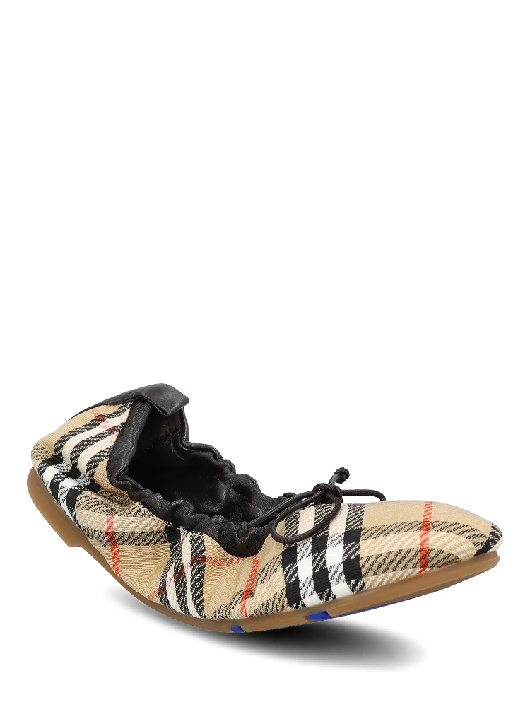 Burberry Flat shoes alternative