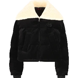 جاكيتات غوتشي سوداء