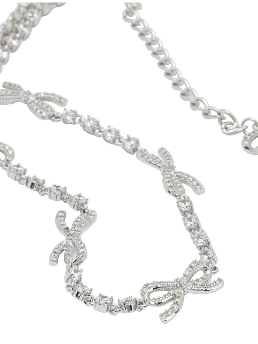 Necklace with bows and crystals