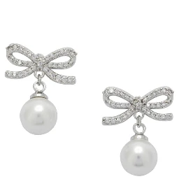 أقراط مزينة بفيونكة ولآلئ