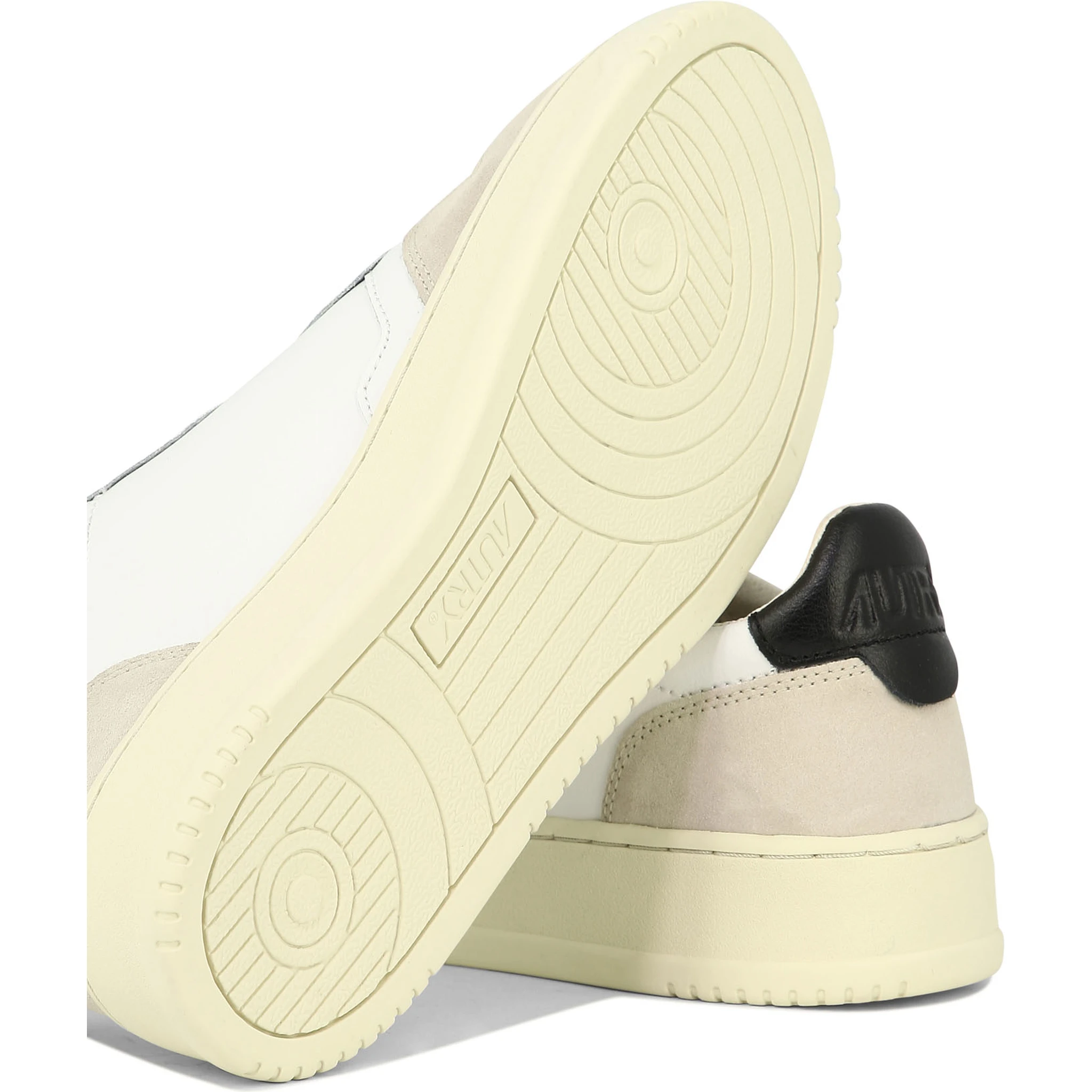 "Medalist Low" sneakers