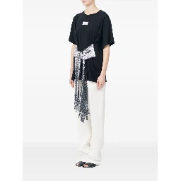 تيشيرتات وبولو سوداء من MM6 Maison Margiela