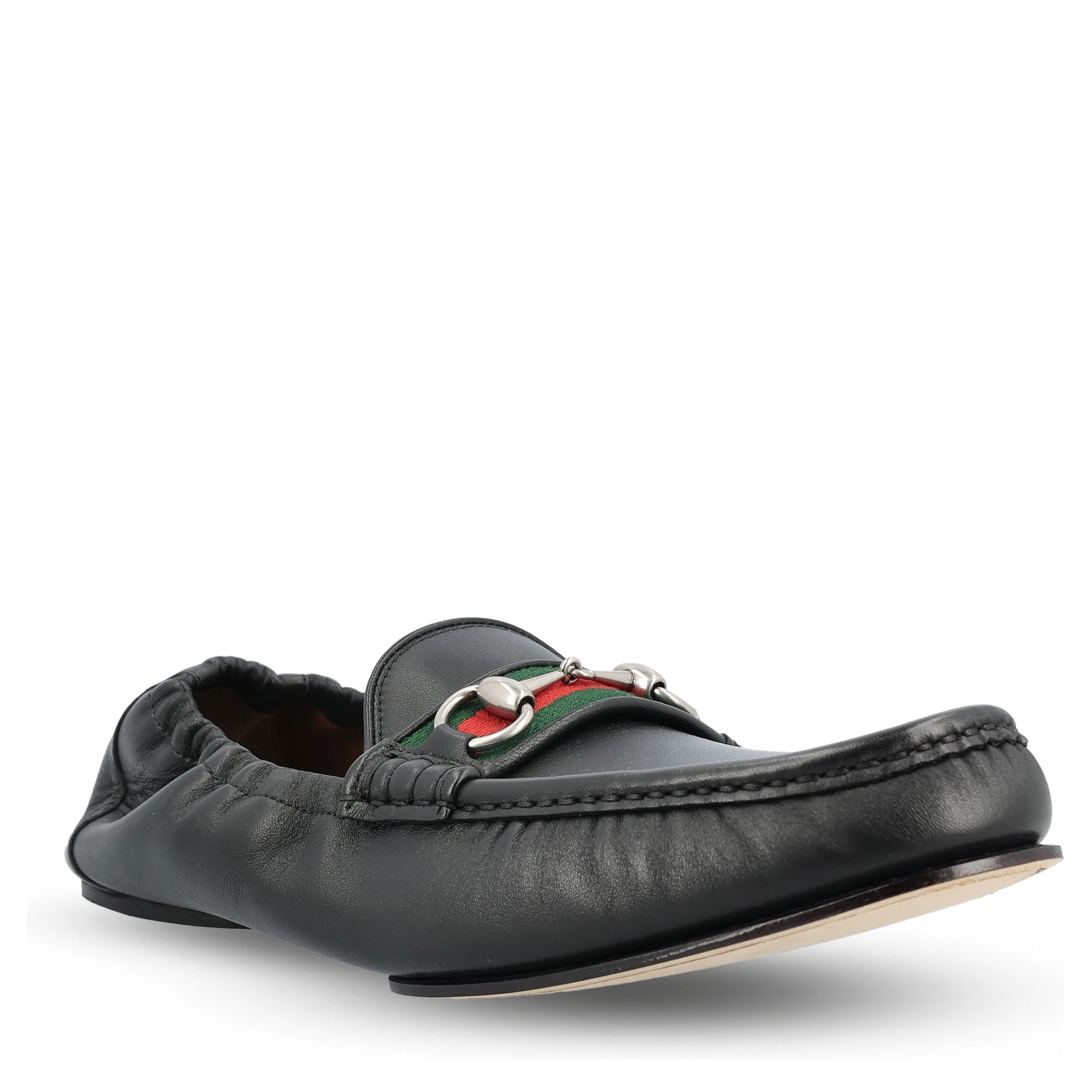 أحذية غوتشي المسطحة