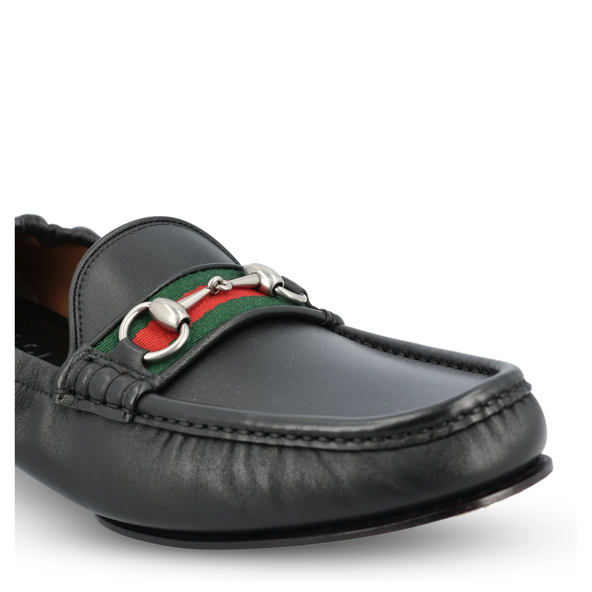 أحذية غوتشي المسطحة