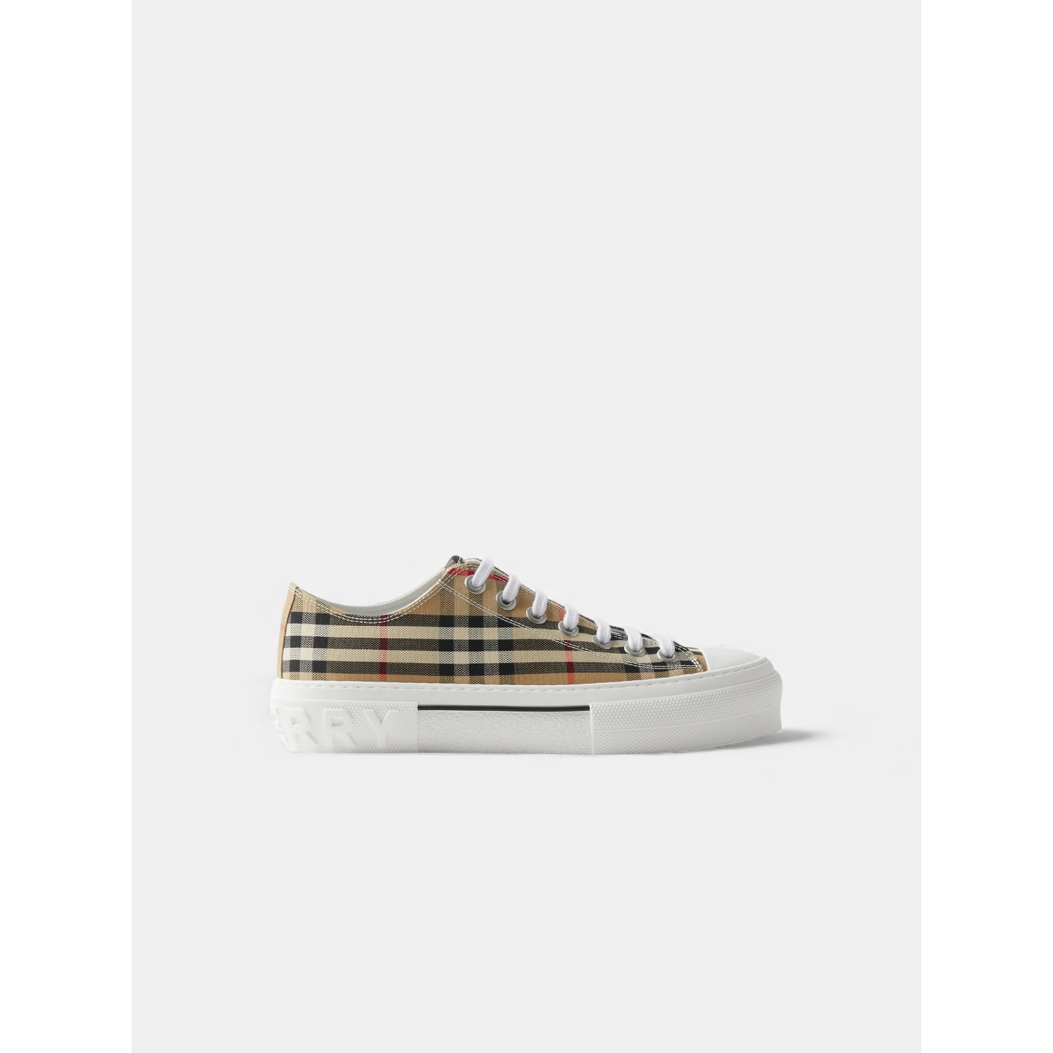 BURBERRY sneakers