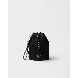 "Speedrock" pouch in Re-Nylon