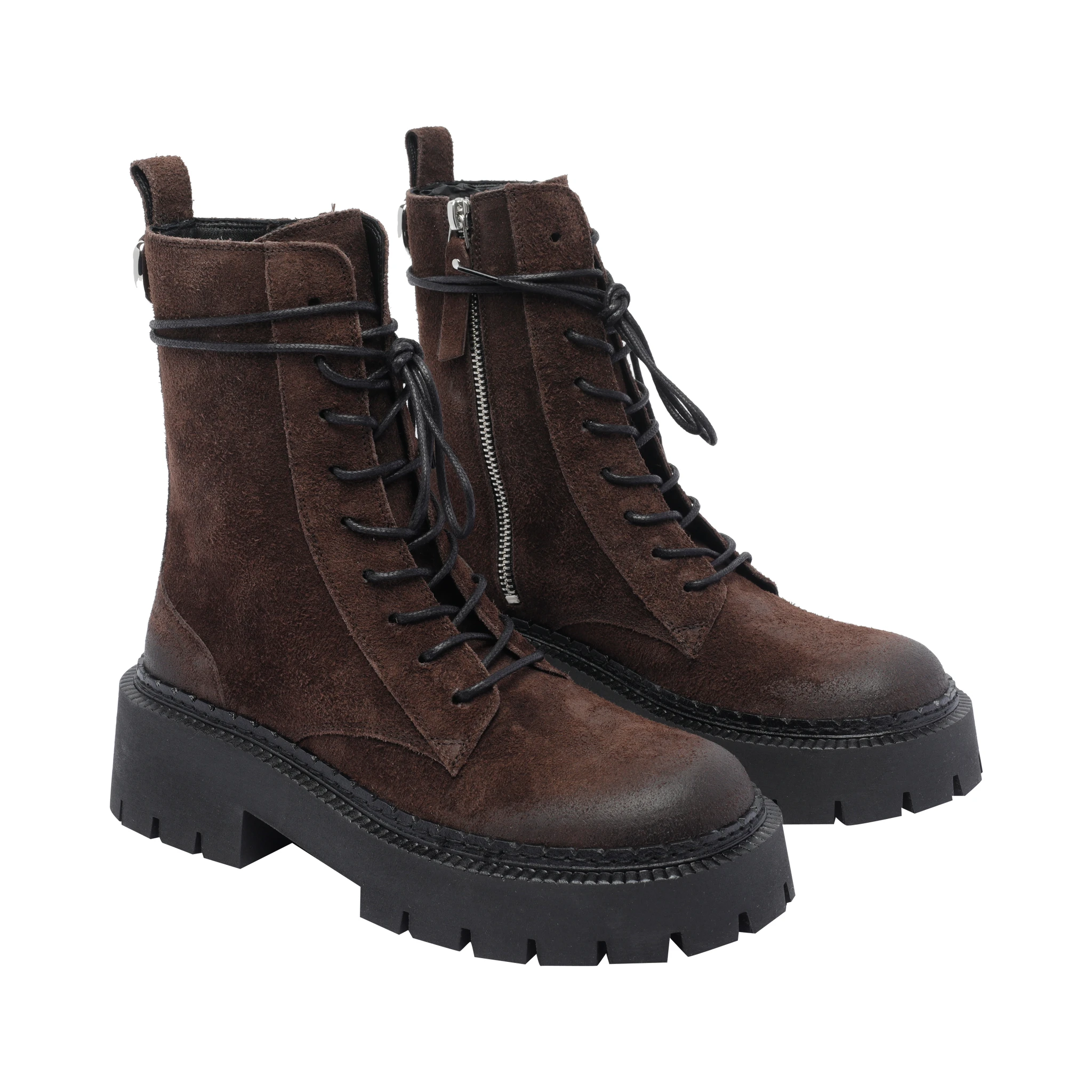 أحذية فيك ماتي البنية