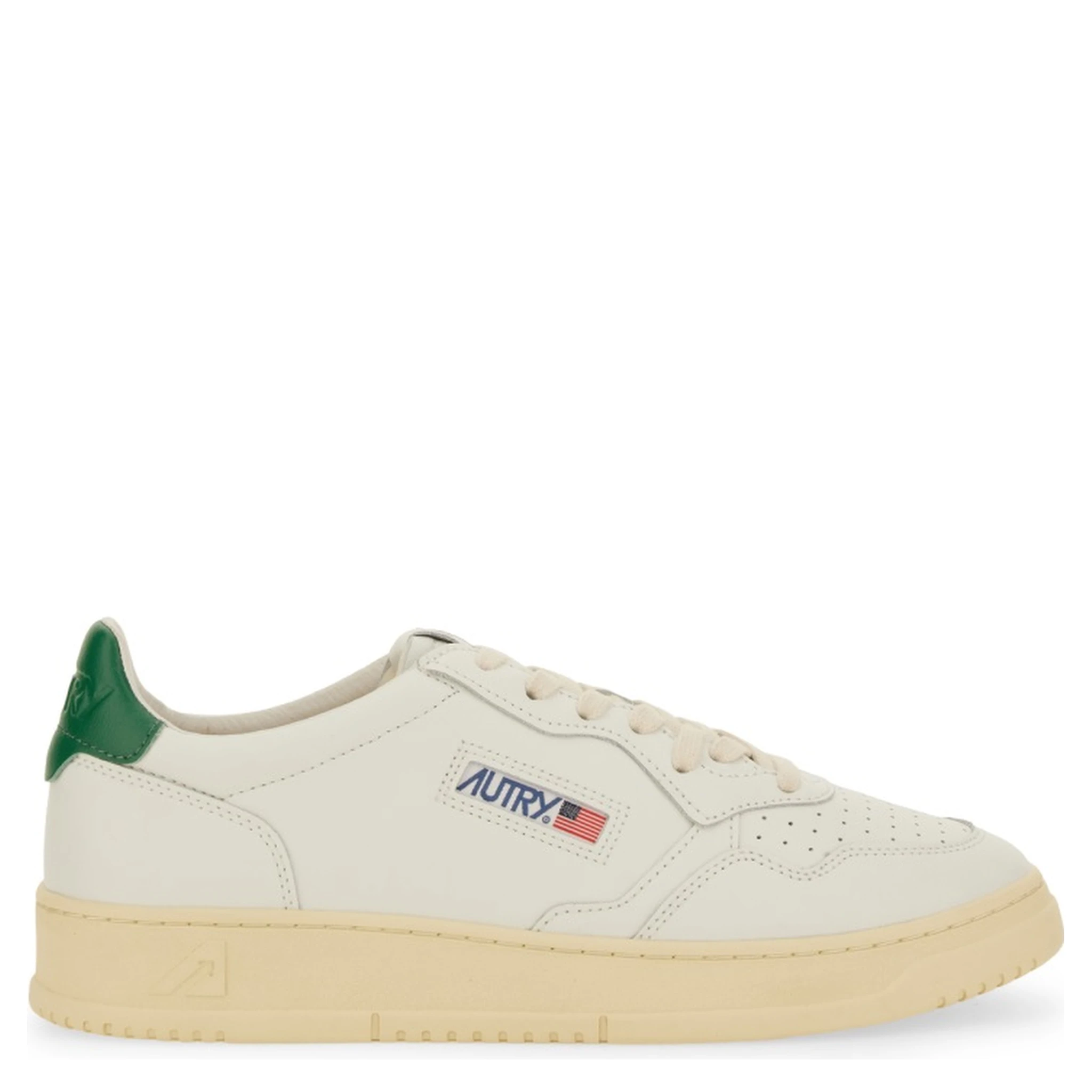 MEDALIST LOW SNEAKER