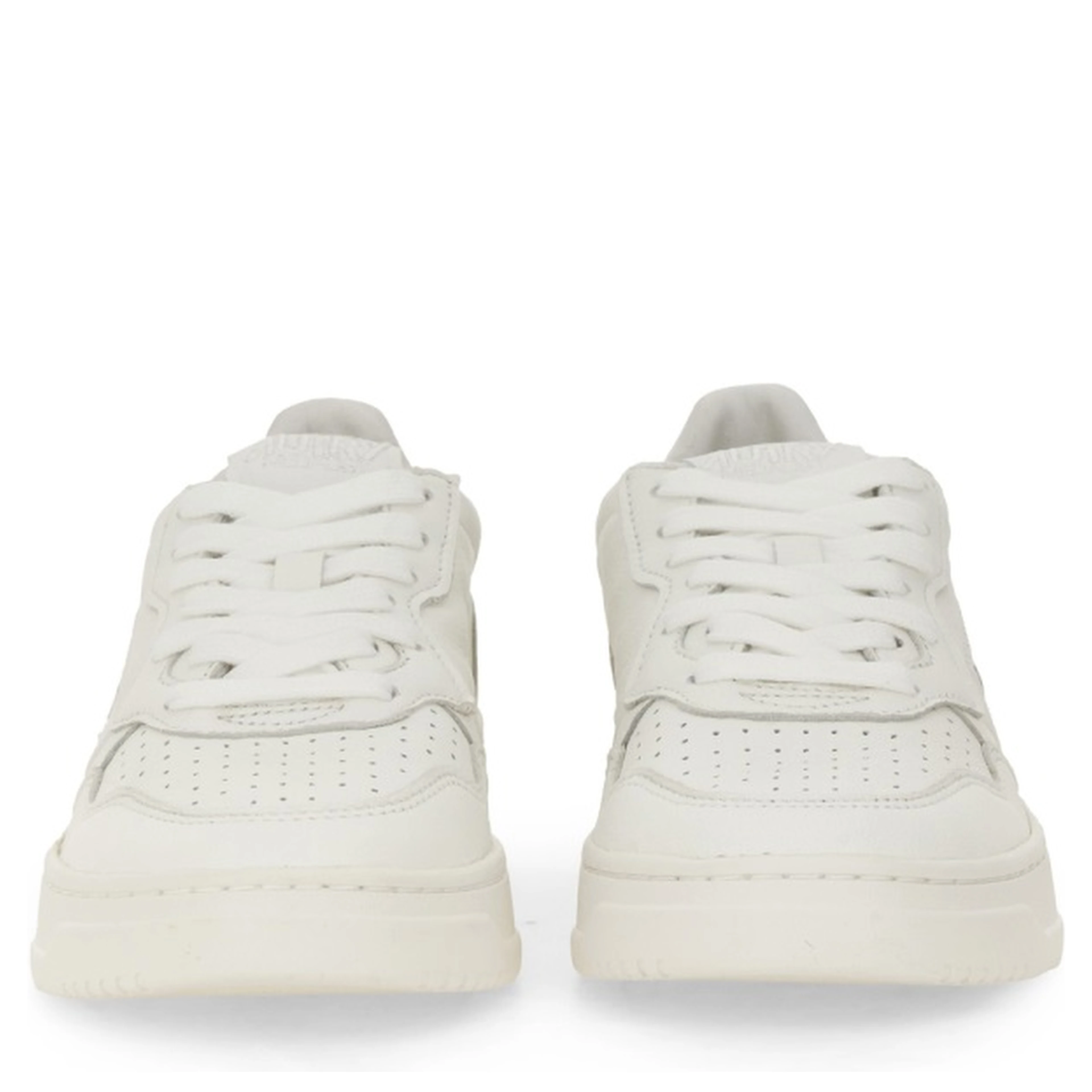 "MEDALIST LOW" SNEAKER