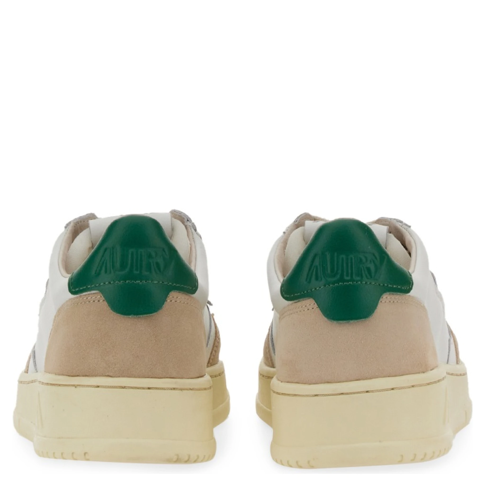 MEDALIST LOW SNEAKER