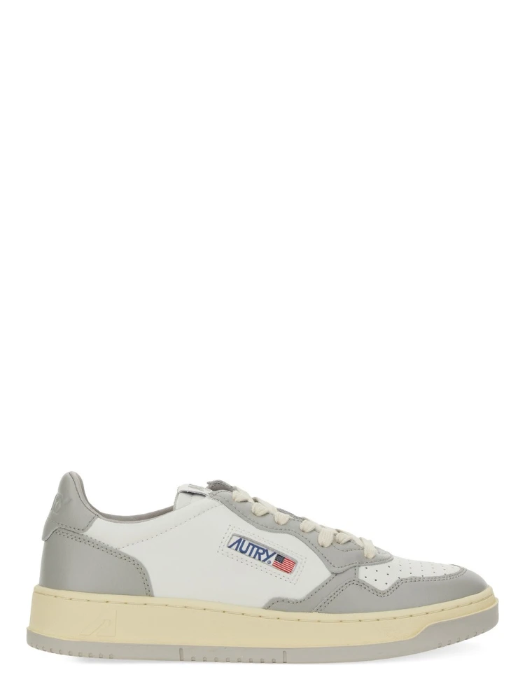 "MEDALIST LOW" SNEAKER alternative