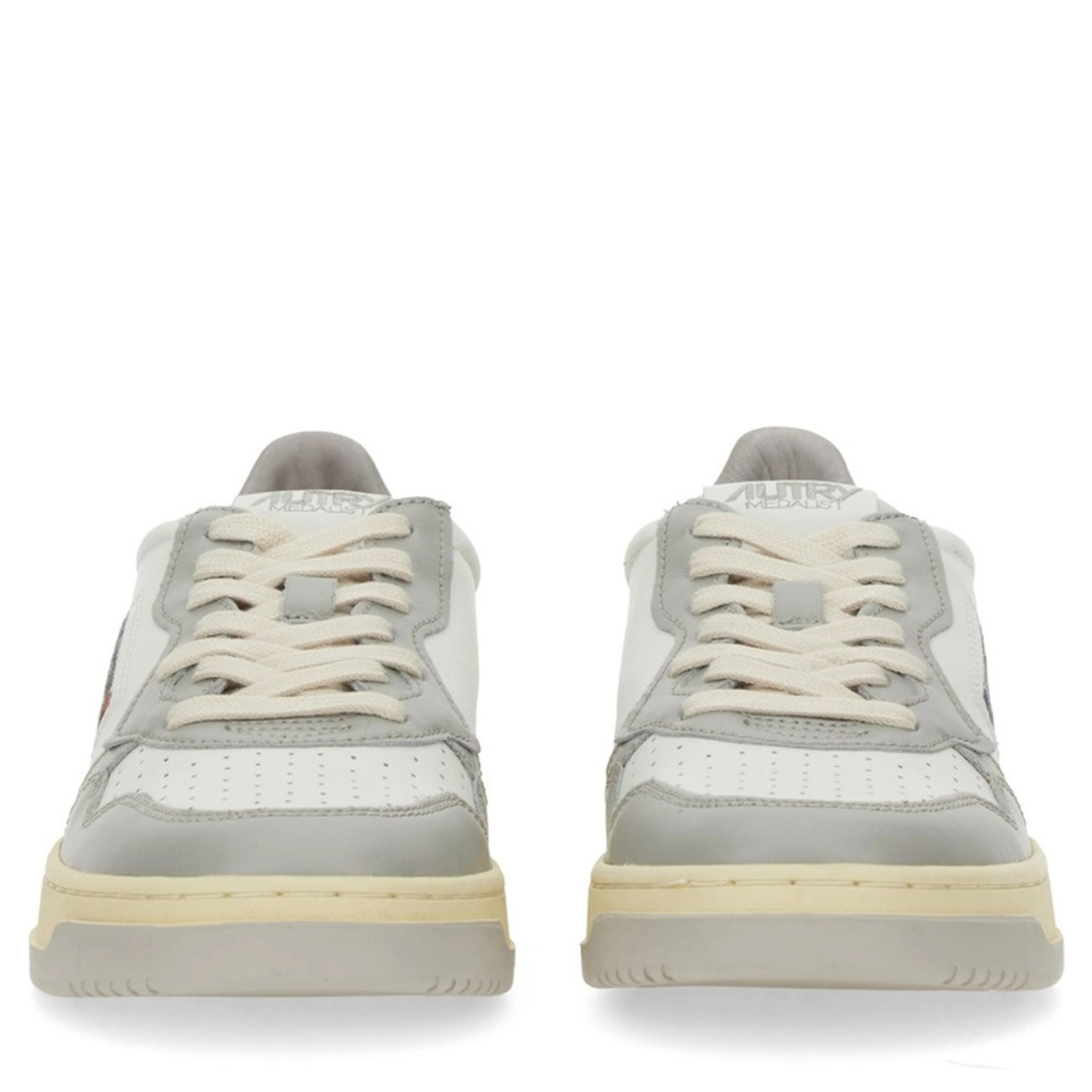 "MEDALIST LOW" SNEAKER