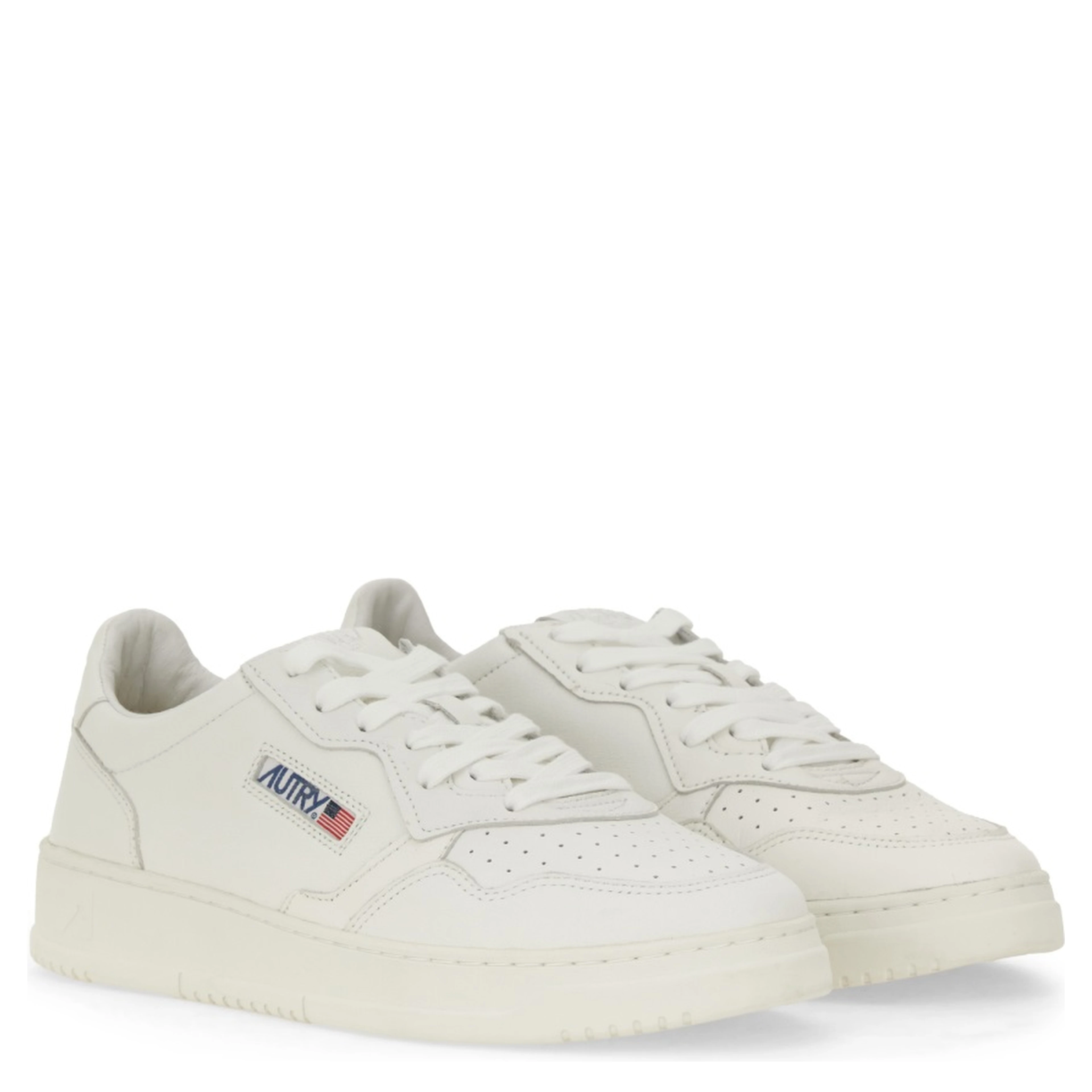 "MEDALIST LOW" SNEAKER