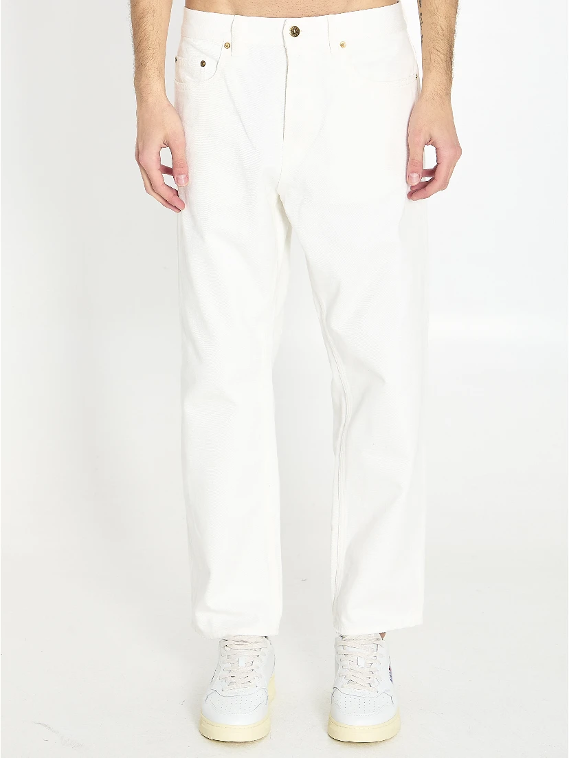 White jeans in denim