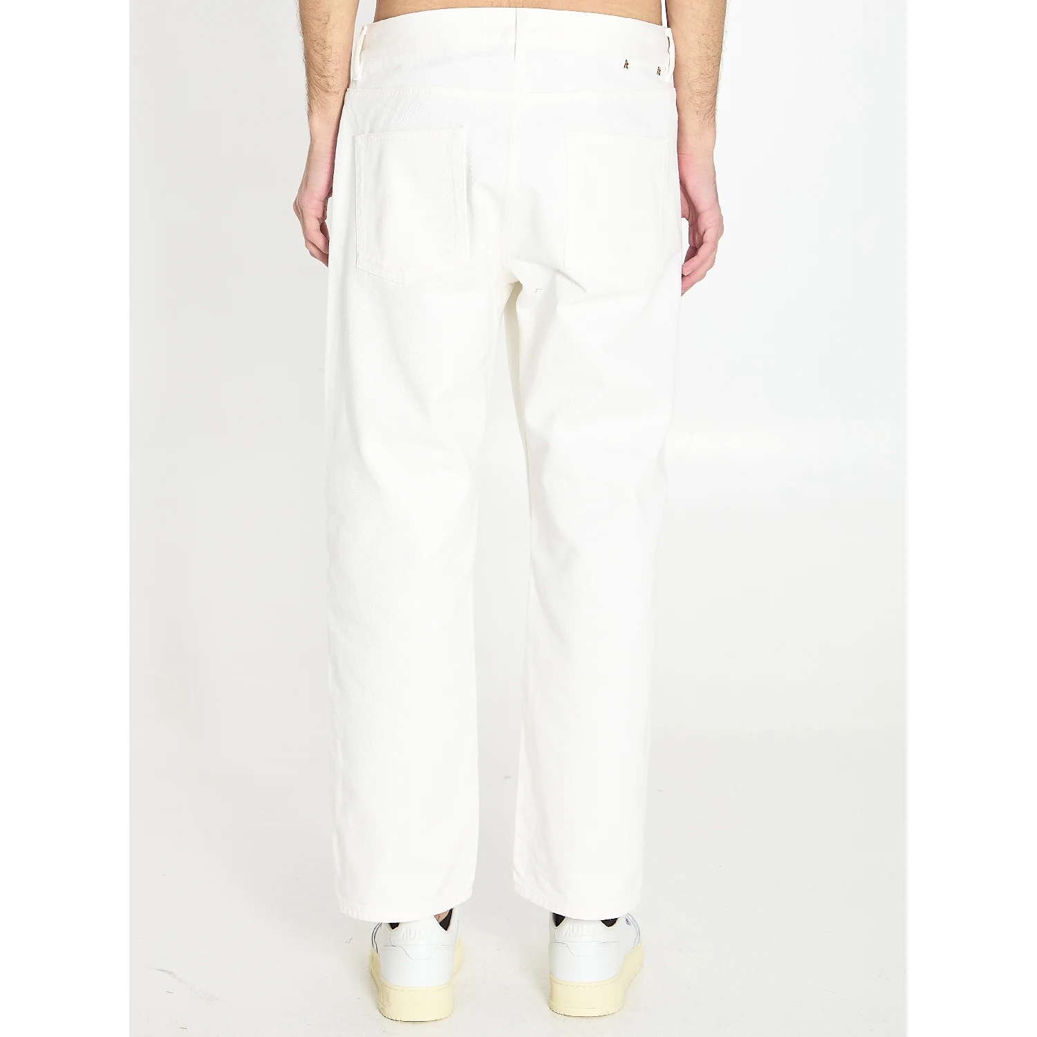 White jeans in denim