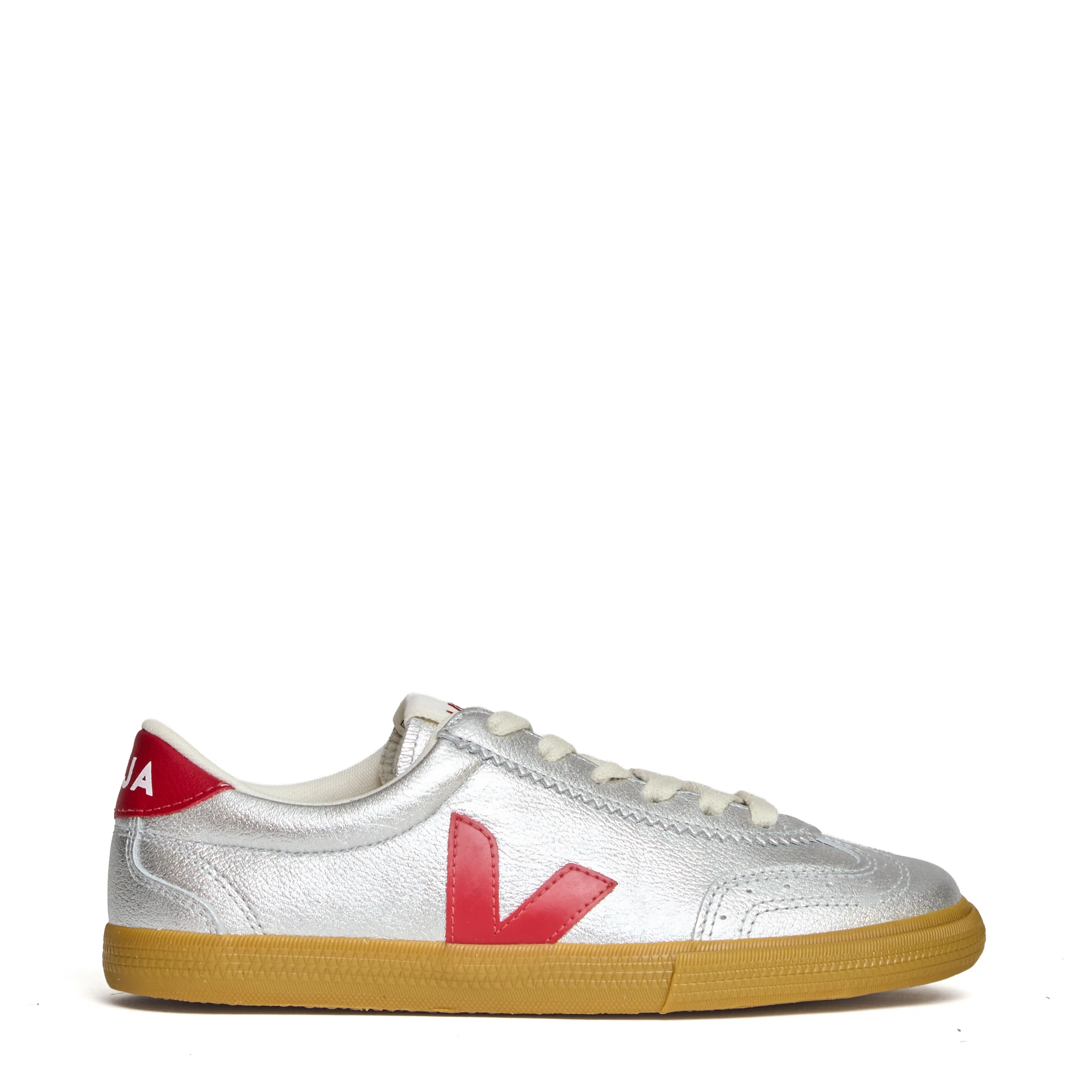 أحذية رياضية للكرة الطائرة OT