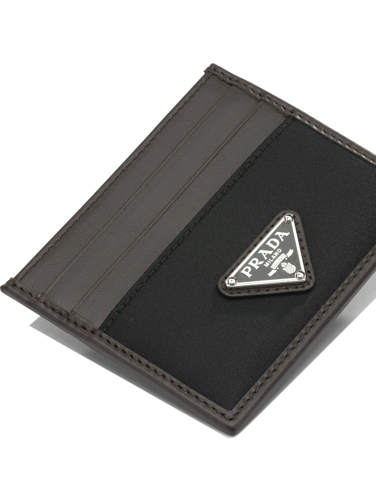 "Speedrock" cards holder in Re-Nylon alternative