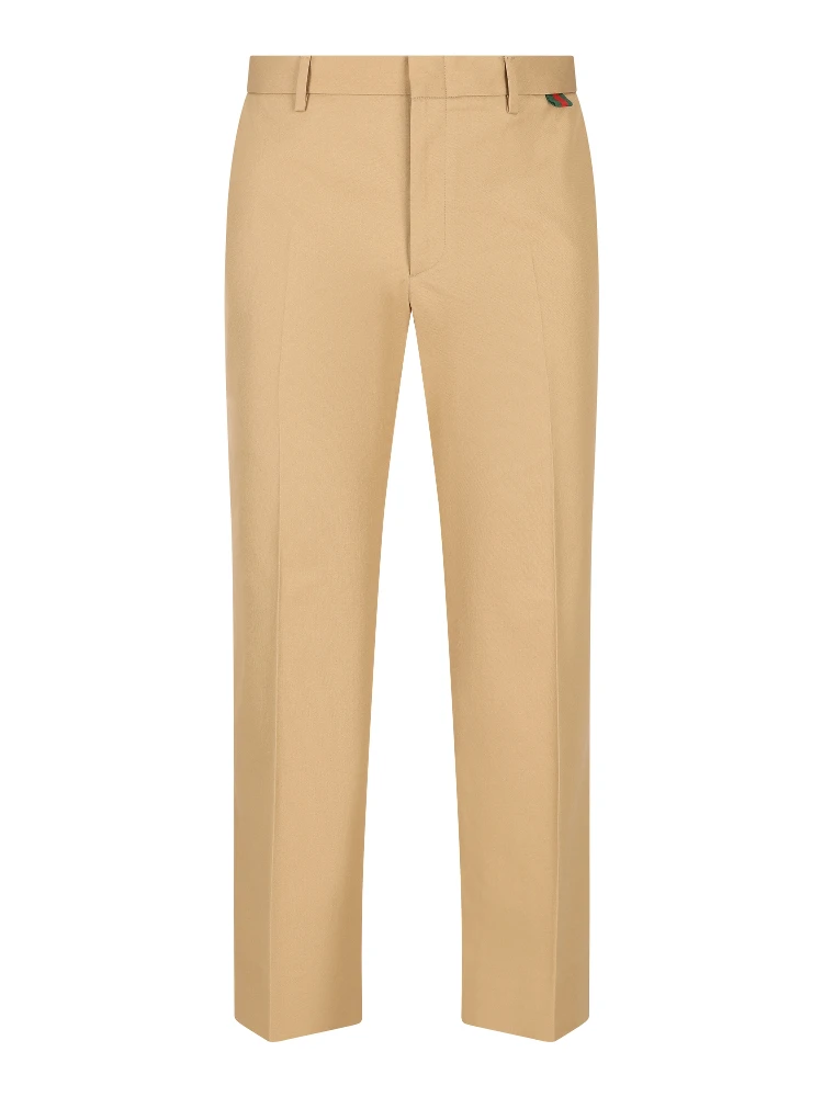 ملابس غوتشي الجاهزة