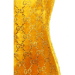 ملابس غوتشي البحرية