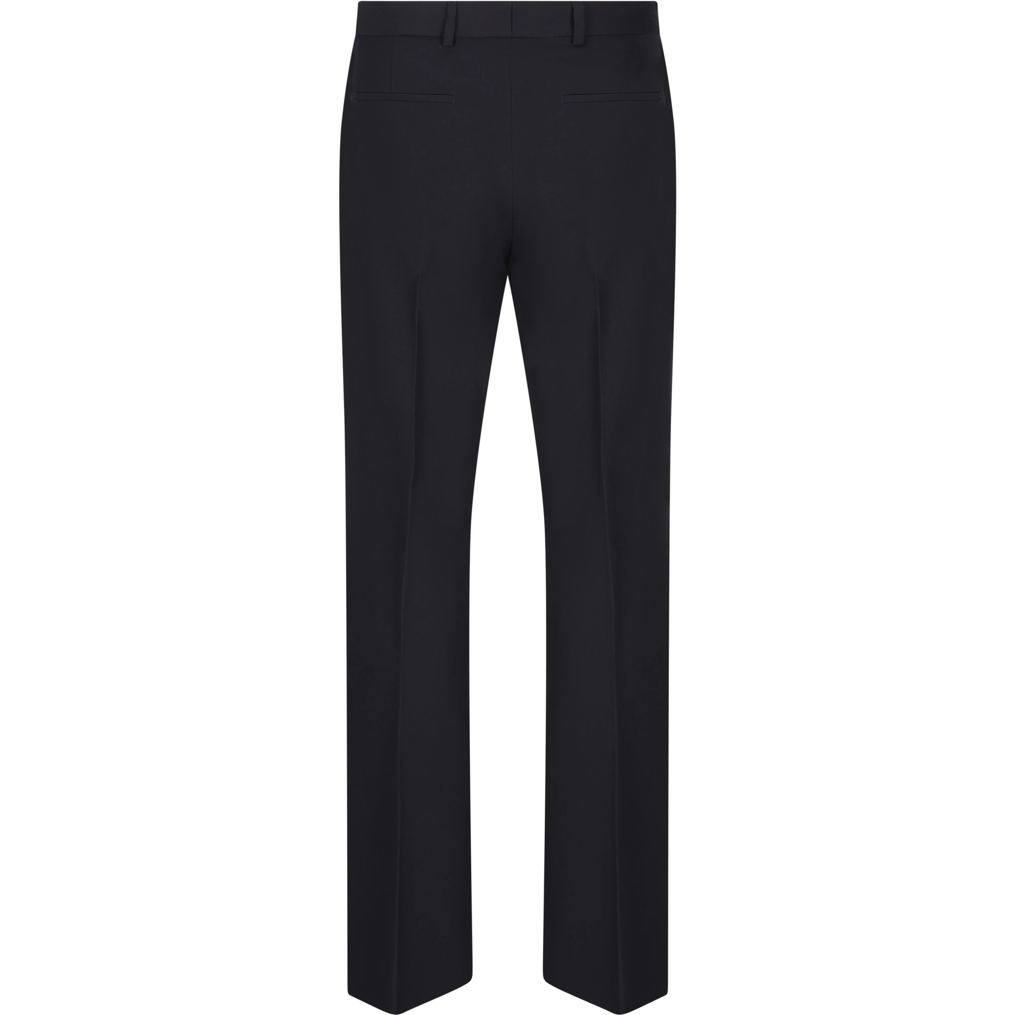 ملابس غوتشي الجاهزة