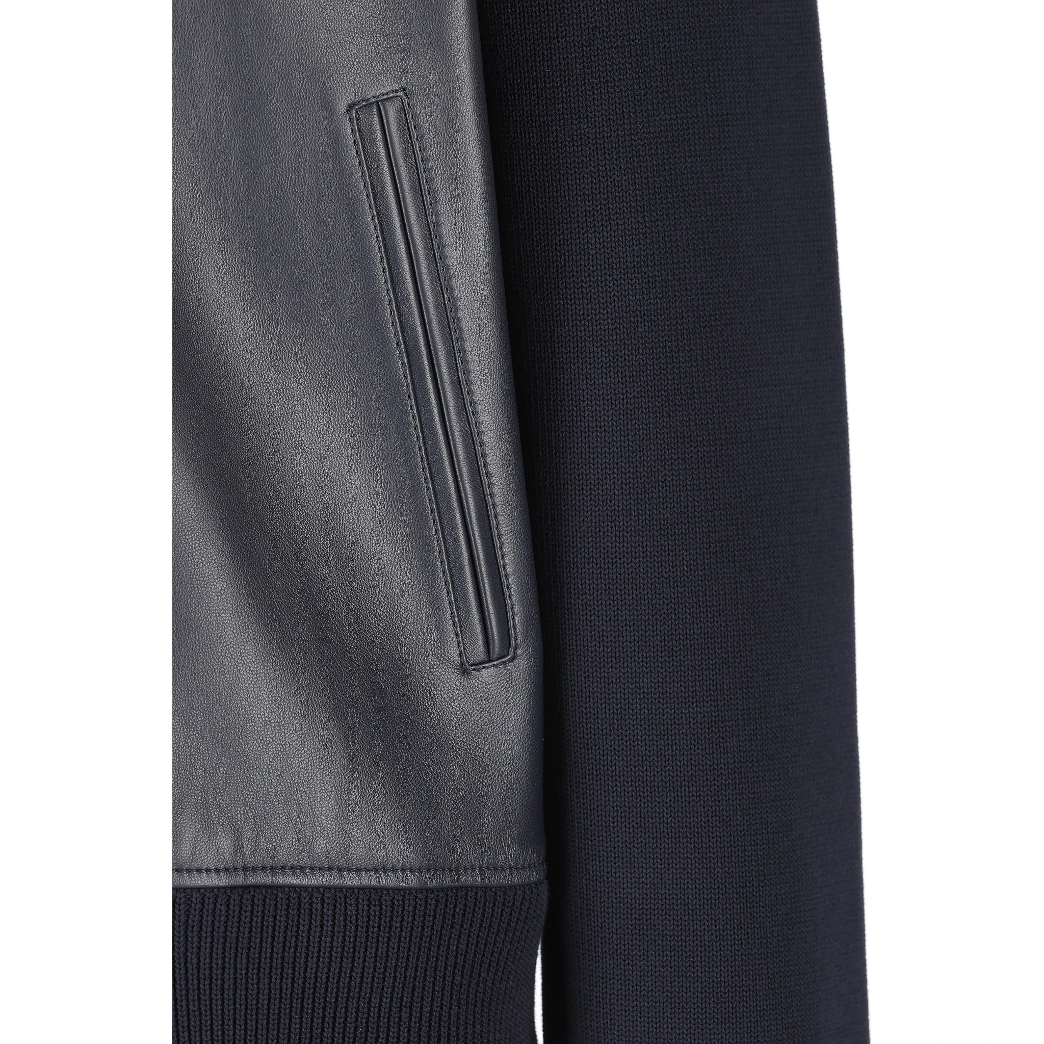 جاكيتات غوتشي