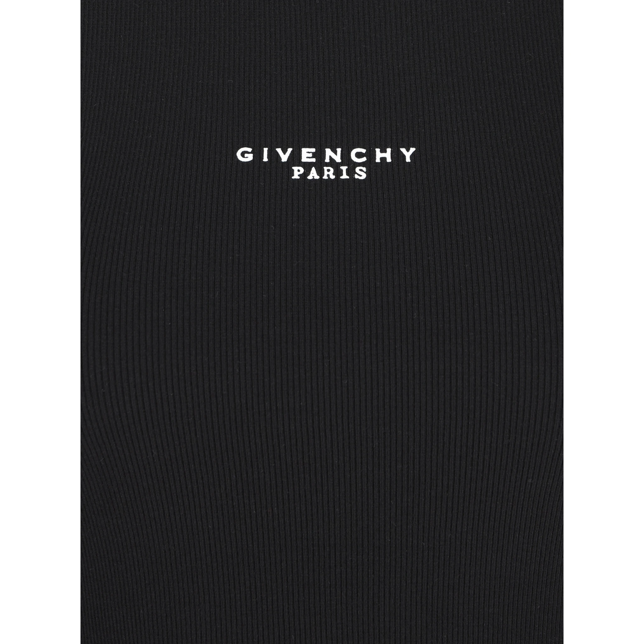 بلوزة جيفنشي سوداء