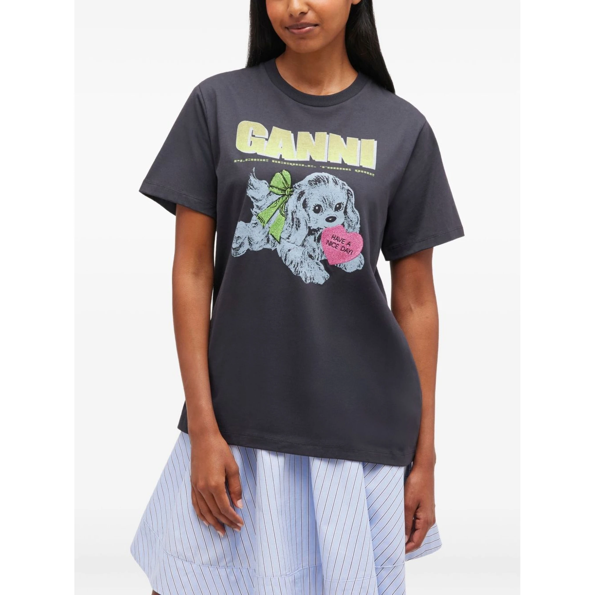 تيشيرتات وبولو رمادية من غاني