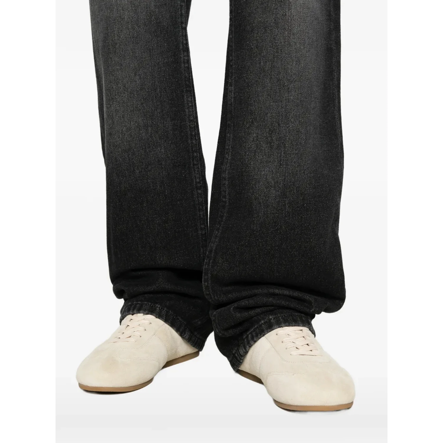 A.P.C. Faded Jeans | Black | FARFETCH IN