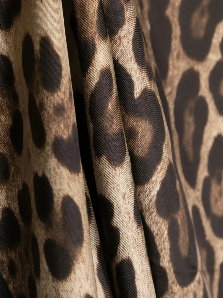 Dolce & Gabbana Scarfs Brown alternative