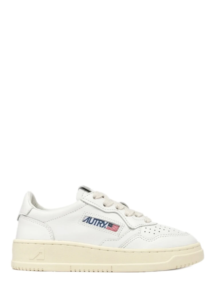 "MEDALIST LOW" SNEAKER