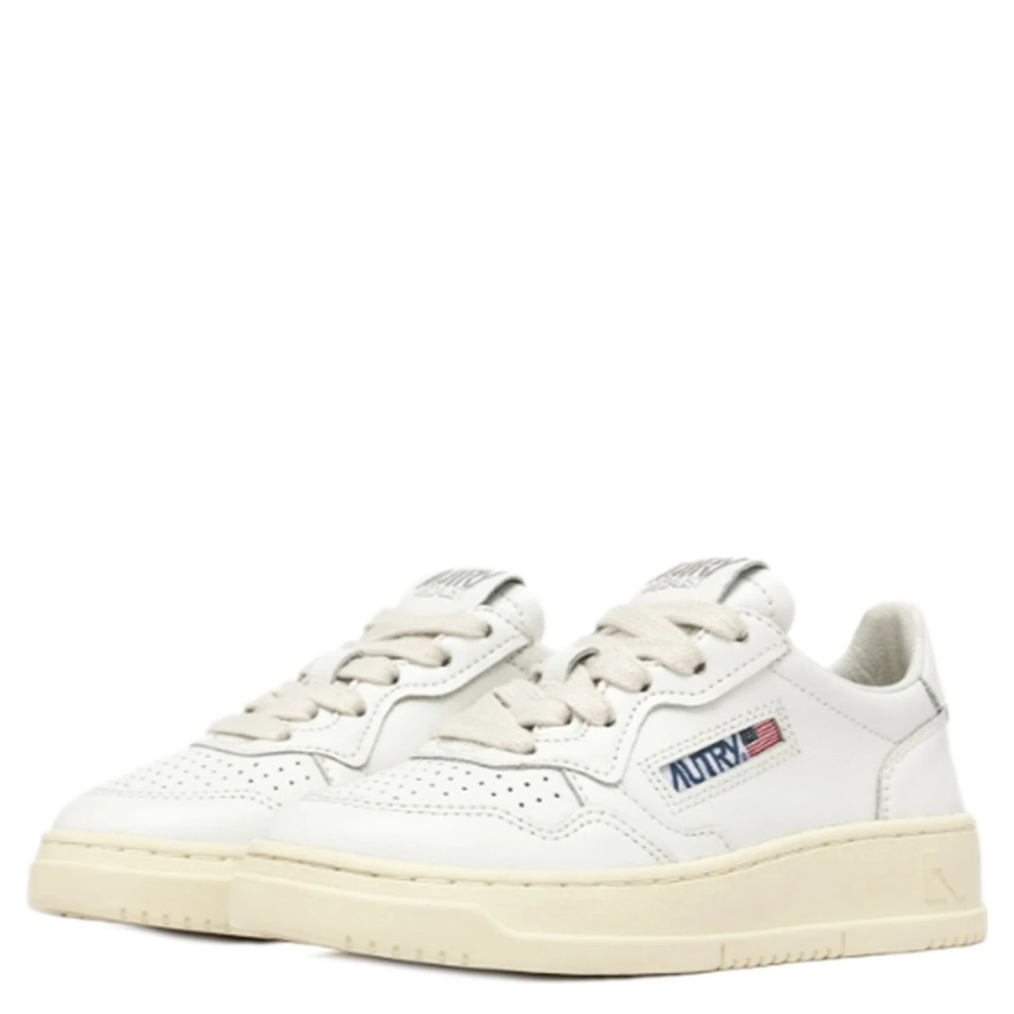 "MEDALIST LOW" SNEAKER