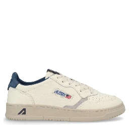 "MEDALIST LOW" SNEAKER