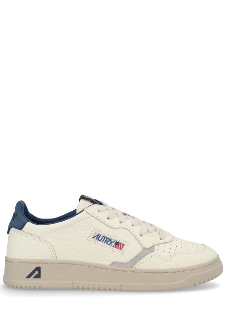 "MEDALIST LOW" SNEAKER