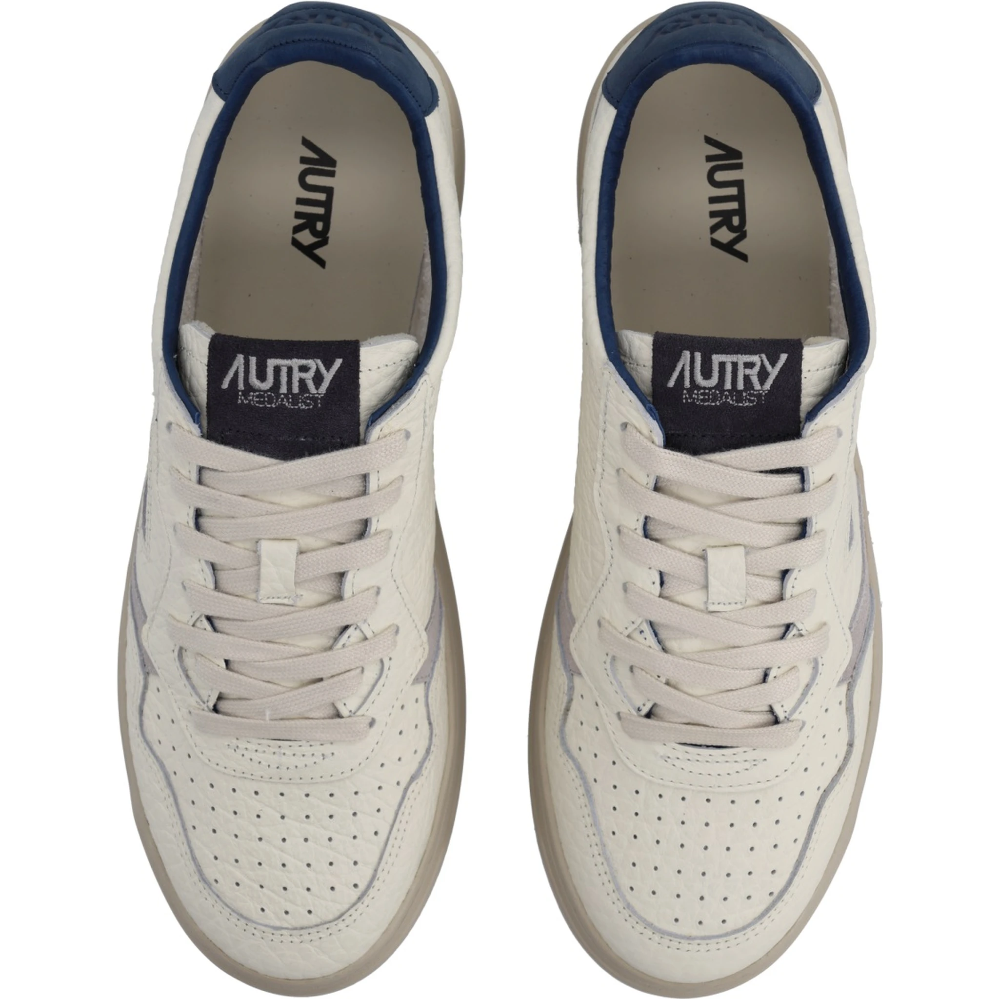 "MEDALIST LOW" SNEAKER
