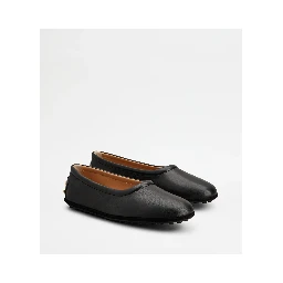 Leather ballets flat with Gommino