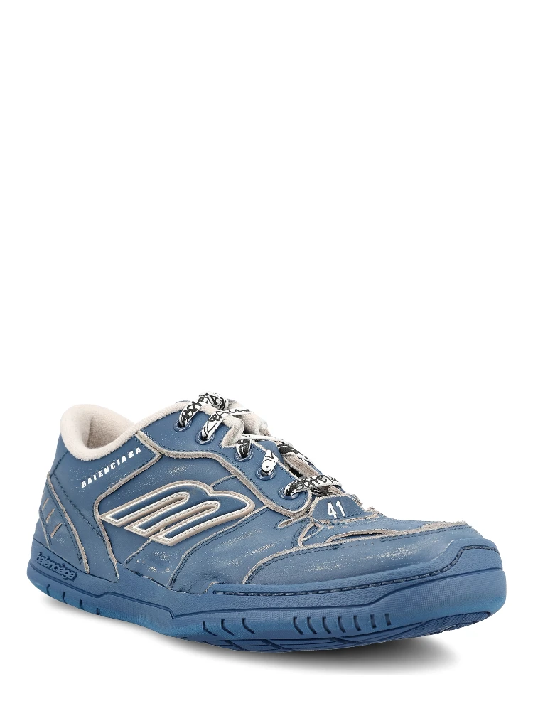 Hamptons Worn-Out trainers alternative