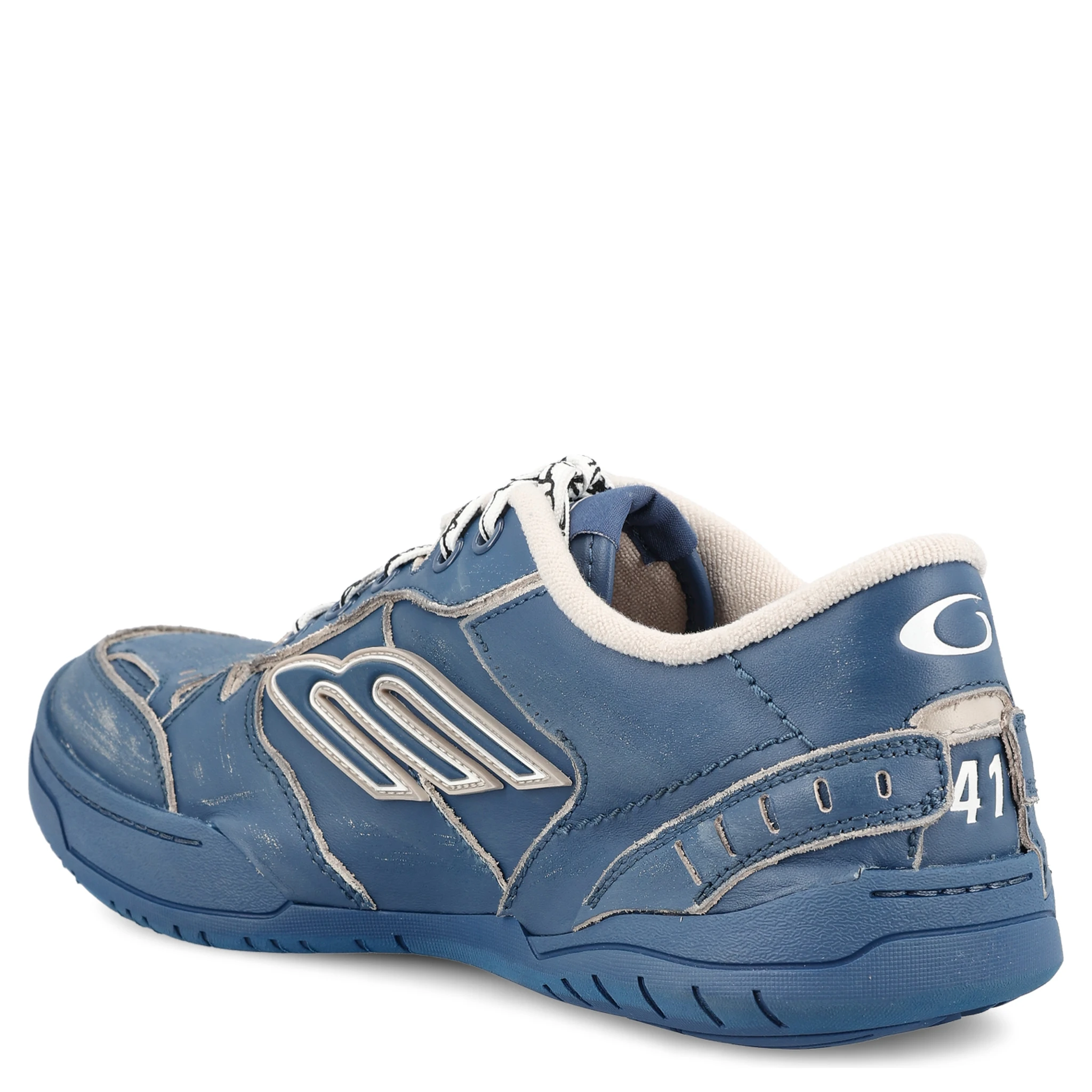 Hamptons Worn-Out trainers