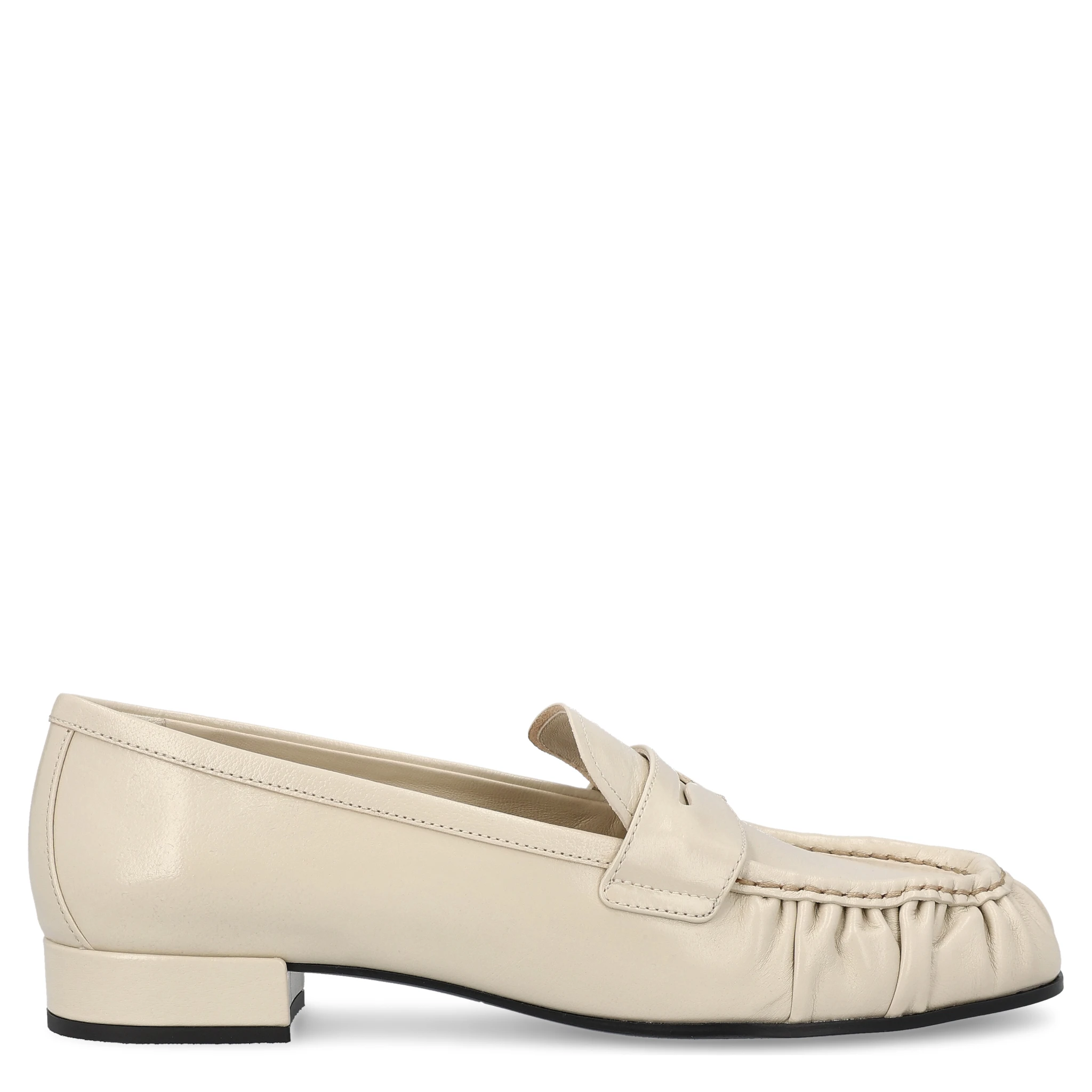 حذاء برادا مسطح بلون عاجي