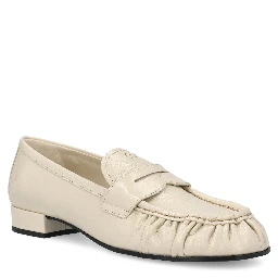 حذاء برادا مسطح بلون عاجي