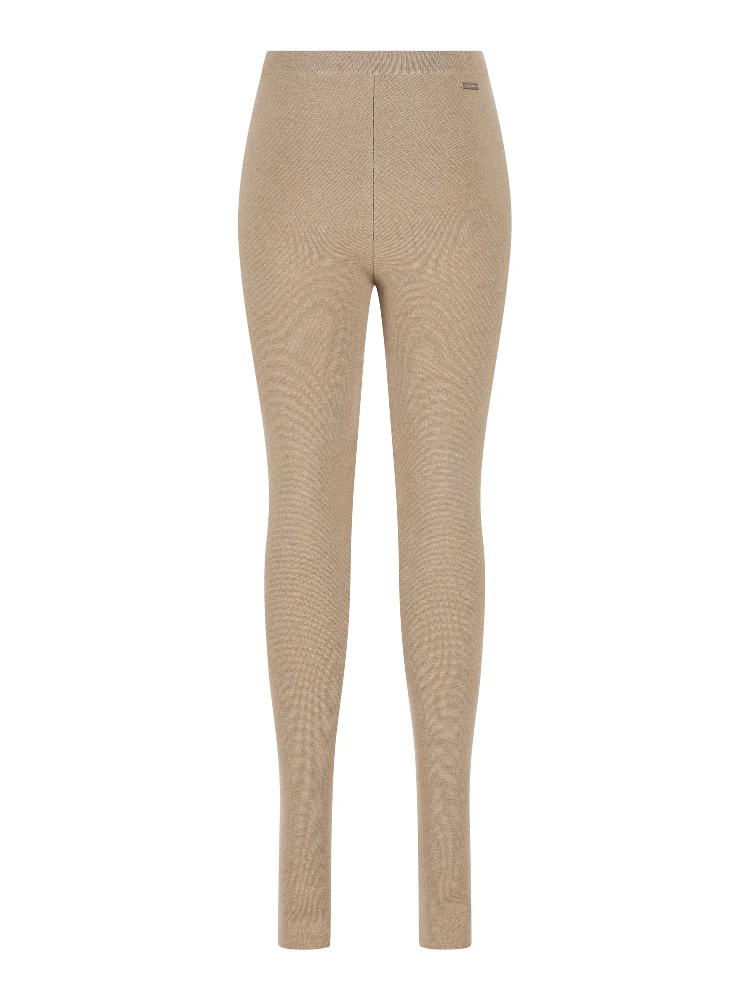 Salvatore Ferragamo RTW alternative