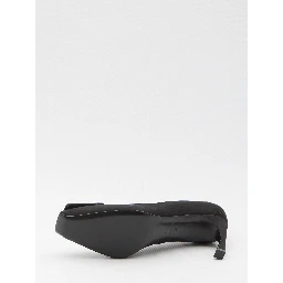 Trompette satin pumps