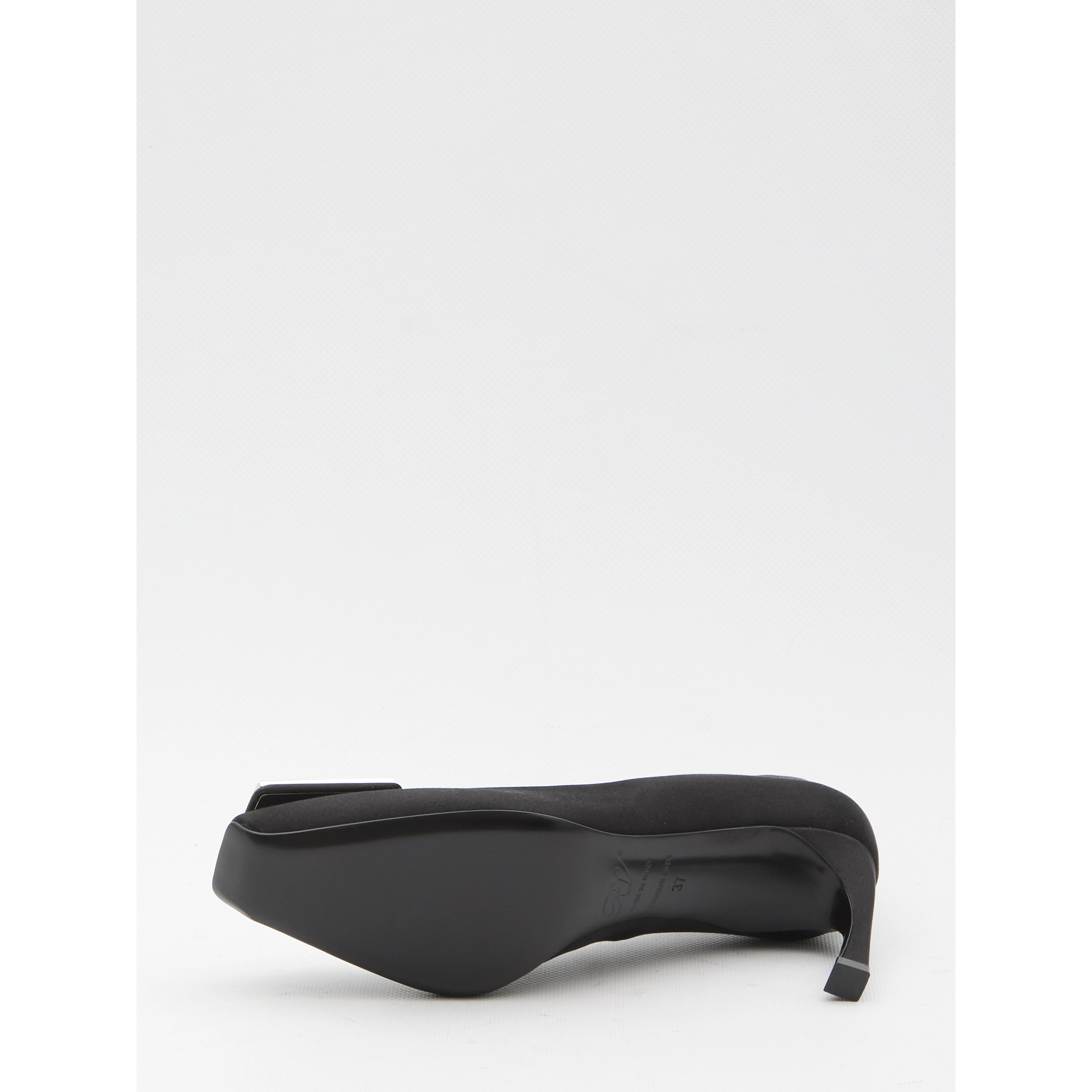 Trompette satin pumps
