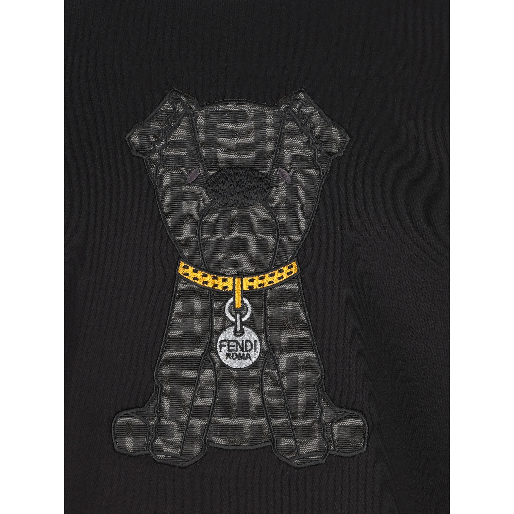 تيشيرتات وبولو من فندي باللون الأسود