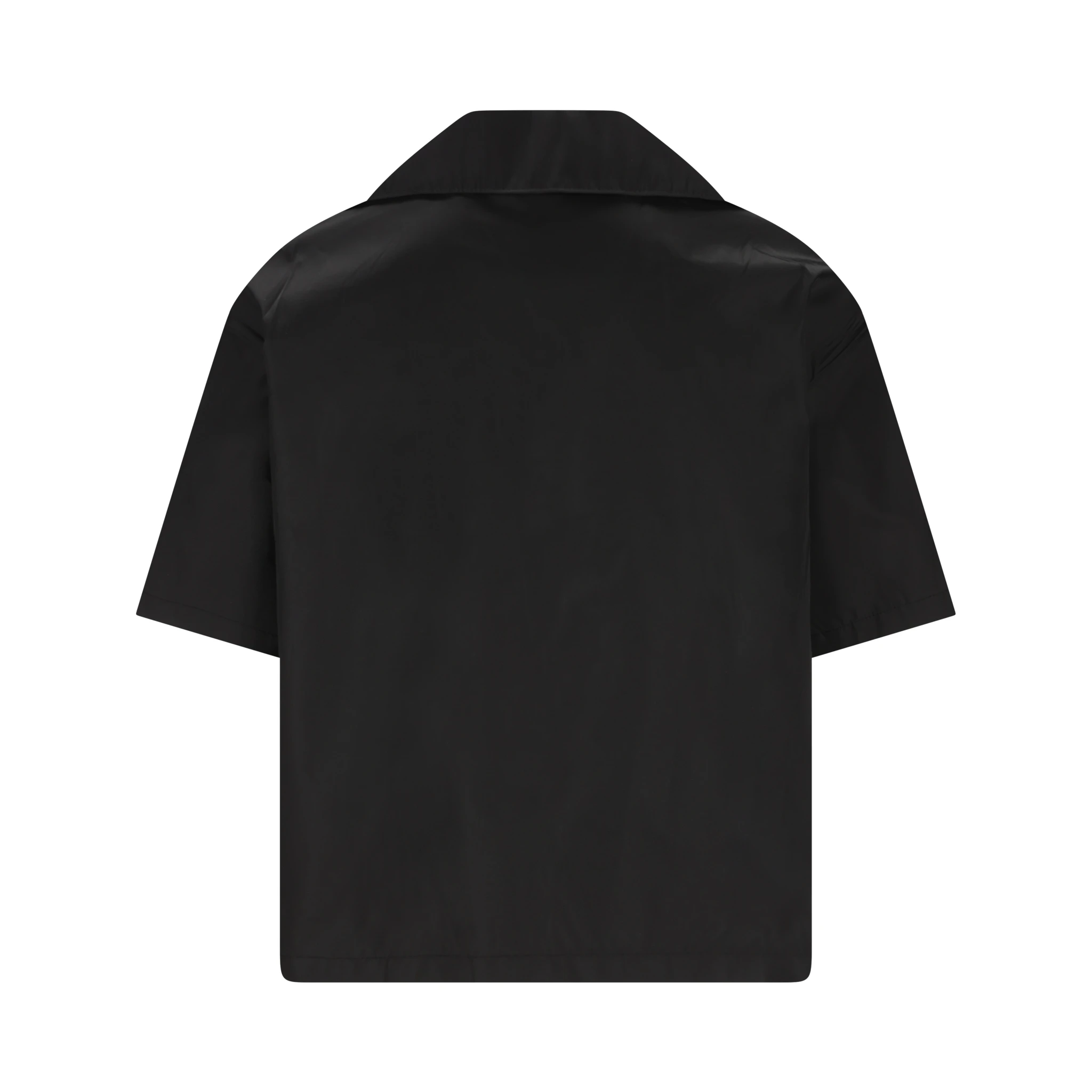 قمصان برادا سوداء