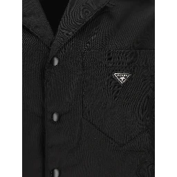 قمصان برادا سوداء