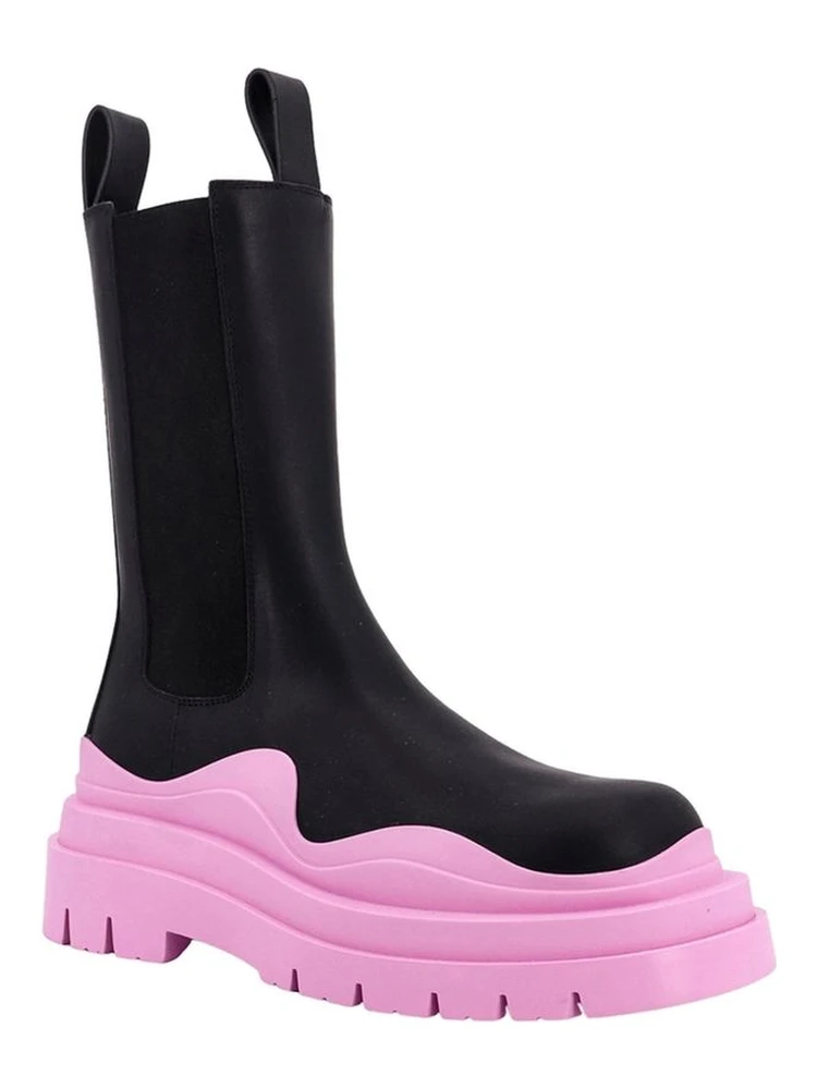 Black Calfskin Chelsea Boots alternative