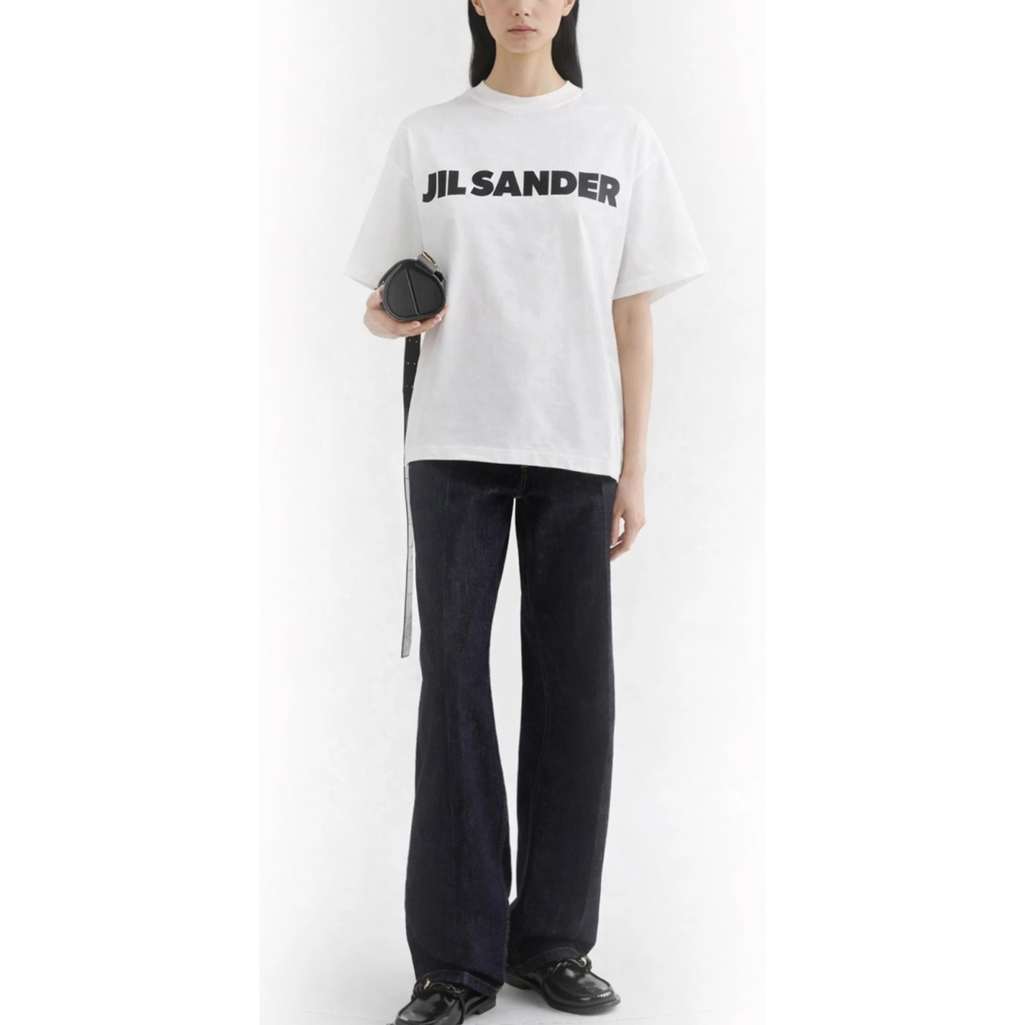 T-SHIRT WITH LOGO